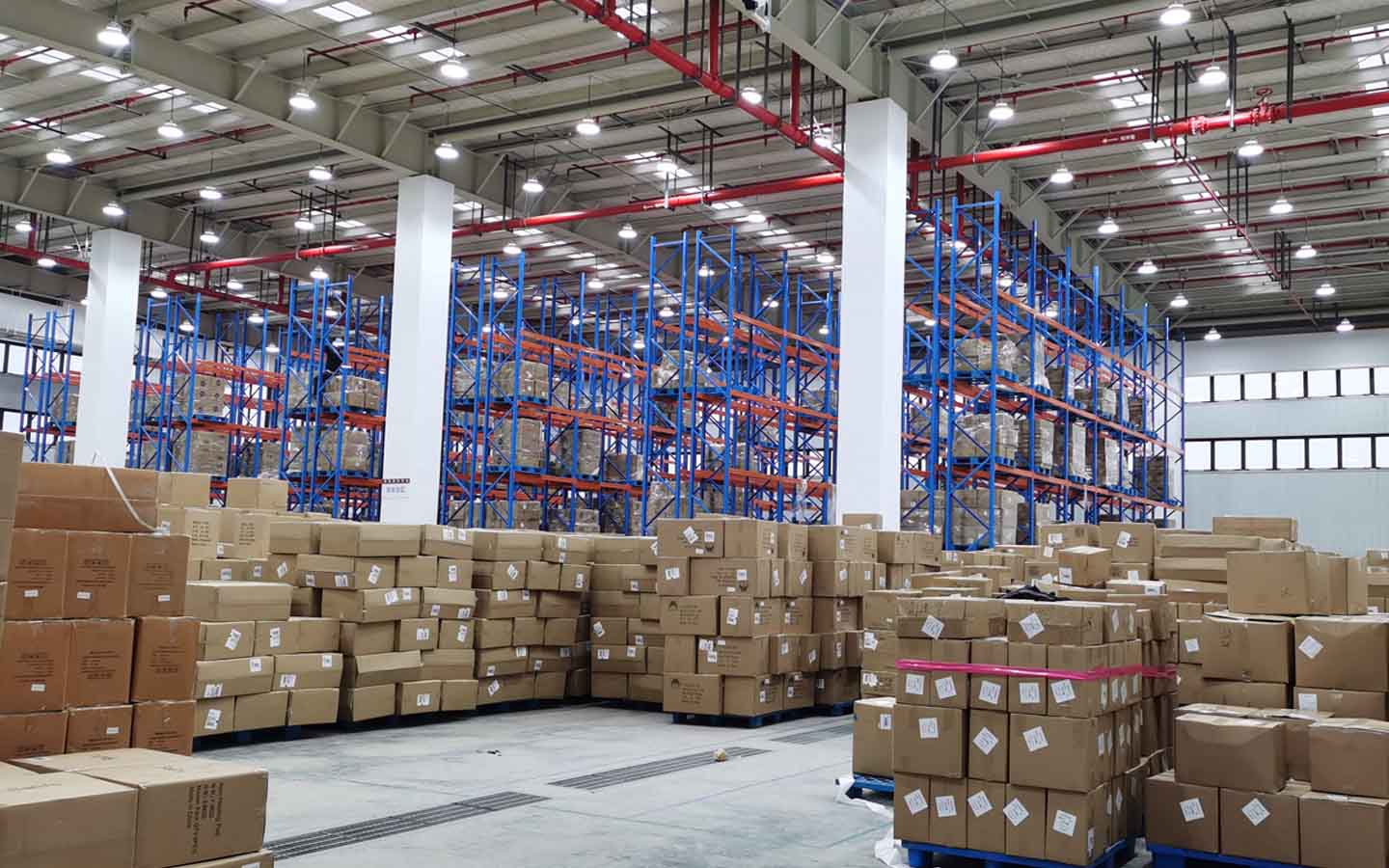 China Warehousing & Fulfillment Fulfillbot