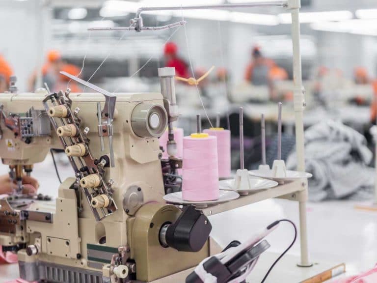 Fabricantes de ropa en China Guía definitiva - Fulfillbot